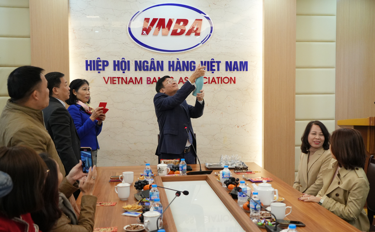 tong thu ky2023 lixxi4