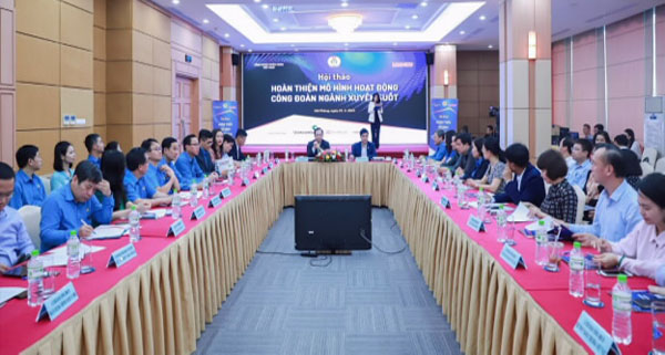 Hoan thien mo hinh hoat dong cong doan nganh xuyen suot 2