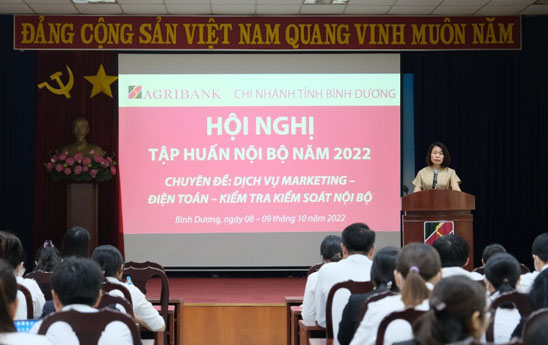 Agribank Bình Dương tổ chức 02 lớp tập huấn nội bộ bồi dưỡng kiến thức về các nghiệp vụ