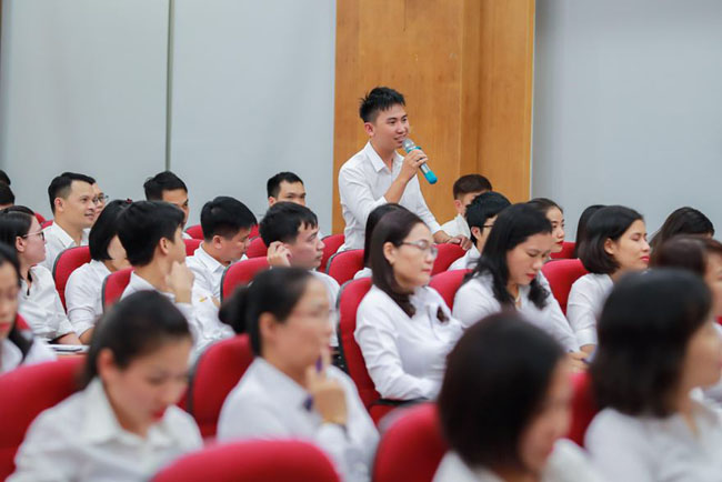 Agribank hoat dong dao tao chu dong linh hoat thich ung voi tinh hinh moi 2