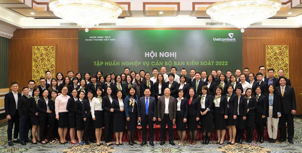 Vietcombank to chuc tap huan nghiep vu 3