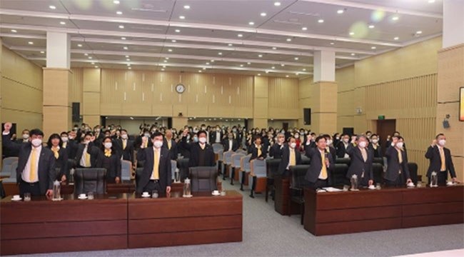Buu dien Viet Nam quyet tam hoan thanh xuat sac ke hoach 5