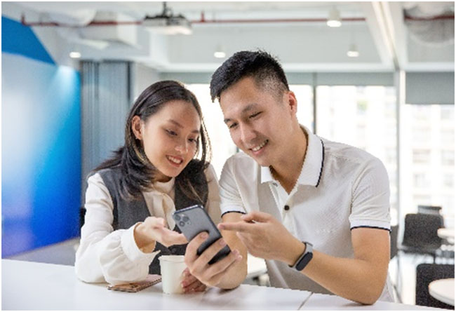 Dat ve may bay tren ung dung VCB Digibank hut nguoi dung 2