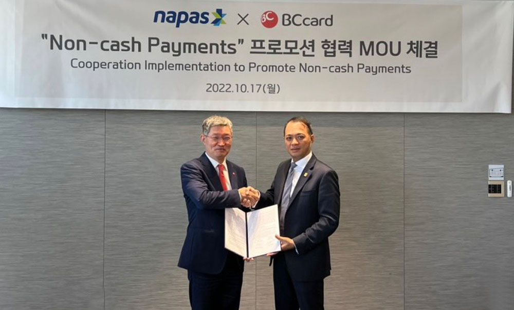 NAPAS va BC Card hop tac thuc day hoat dong thanh toan