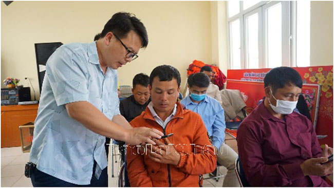 Postmart cung nong dan Lai Chau chuyen doi so 2