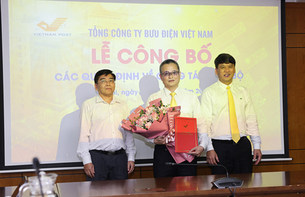 Vietnam Post bo nhiem lanh dao 2