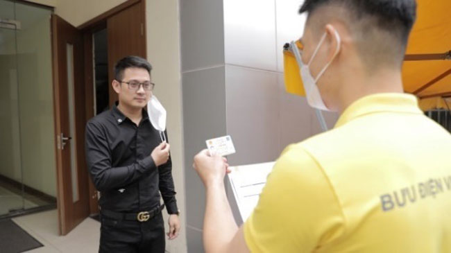 Vietnam Post them tien ich voi Dich vu EMS 2