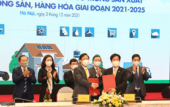 Vietnam Post và Hội Nông dân Việt Nam hợp tác hỗ trợ nông dân chuyển đổi số giai đoạn 2021-2025