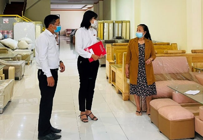 Agribank Kon Tum ho tro giam lai suat cho gan 29 ngan khach hang 2