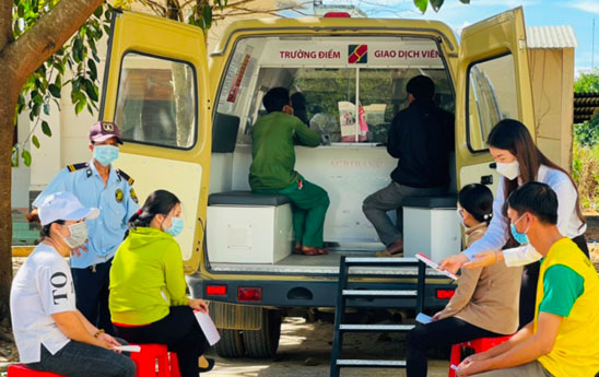 Điểm giao dịch lưu động - Kênh dẫn vốn hiệu quả đến vùng sâu, vùng xa