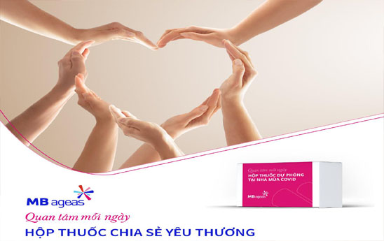 MB Ageas Life tặng “Hộp thuốc chia sẻ yêu thương” cho khách hàng tại tâm dịch TP. HCM