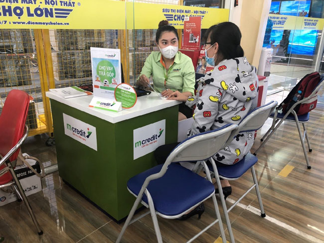 Mcredit khuyen mai Mua gop tha ga 2