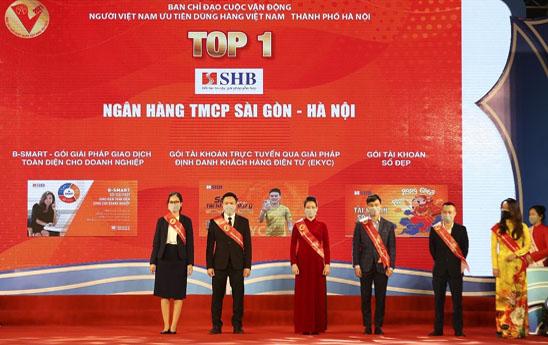 Nhiều sản phẩm của SHB được vinh danh “Top 1 Hàng Việt Nam được người tiêu dùng yêu thích nhất năm 2021”
