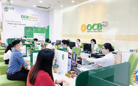 OCB vào top thương hiệu tài chính dẫn đầu 2021 do Forbes Việt Nam vinh danh