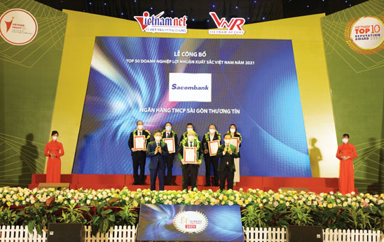 Sacombank vào Top 50 doanh nghiệp lợi nhuận xuất sắc năm 2021