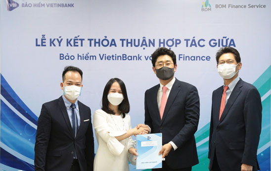 VBI và BOM Finance Service Việt Nam ký kết hợp tác chiến lược