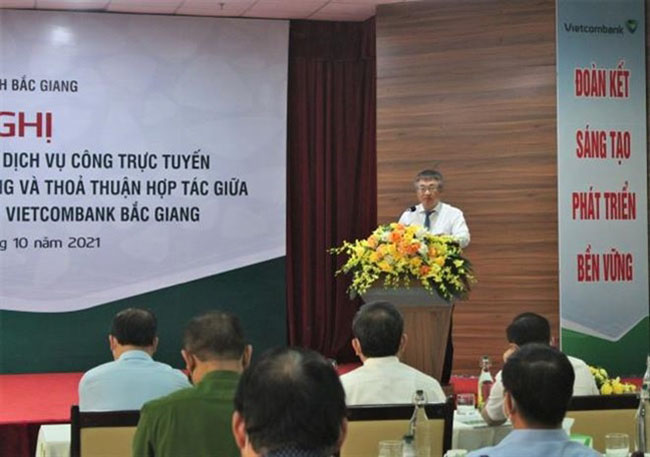 Vietcombank Bac Giang ky thoa thuan hop tac 2