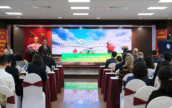Vietcombank khởi động chương trình hành động chuyển đổi