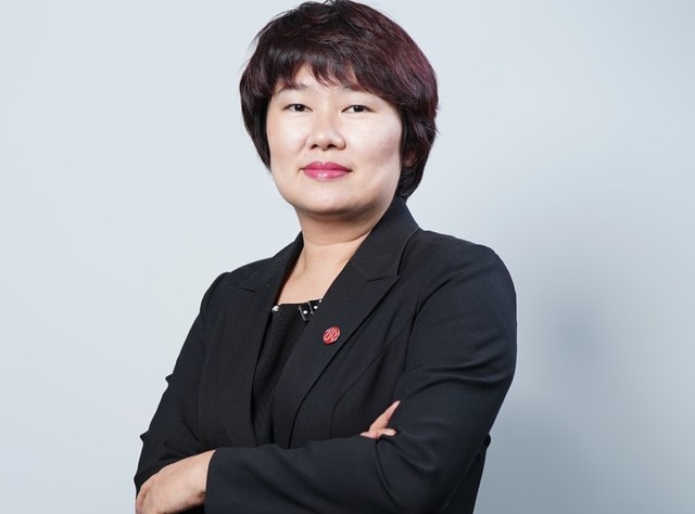 ba van thanh khanh linh pho tong giam doc bvbank