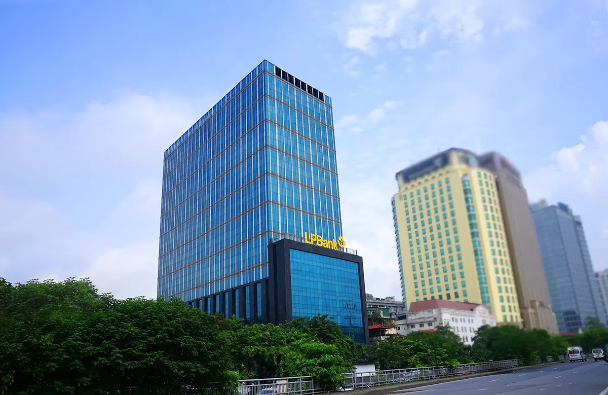 lpbank duoc chap thuan tang von dieu le len hon 28676 ty dong