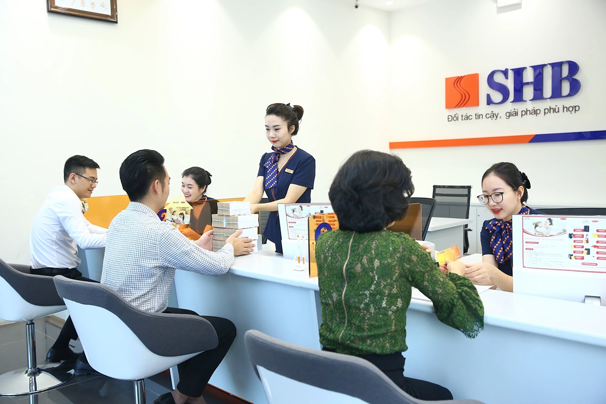 shb chot danh sach co dong vao ngay 25 7 de tra co tuc 18