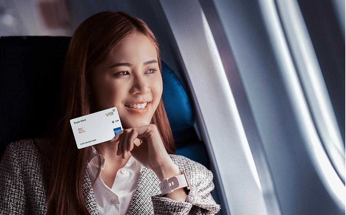 vib hop tac cung american express ra mat dong the trang dau tien super card