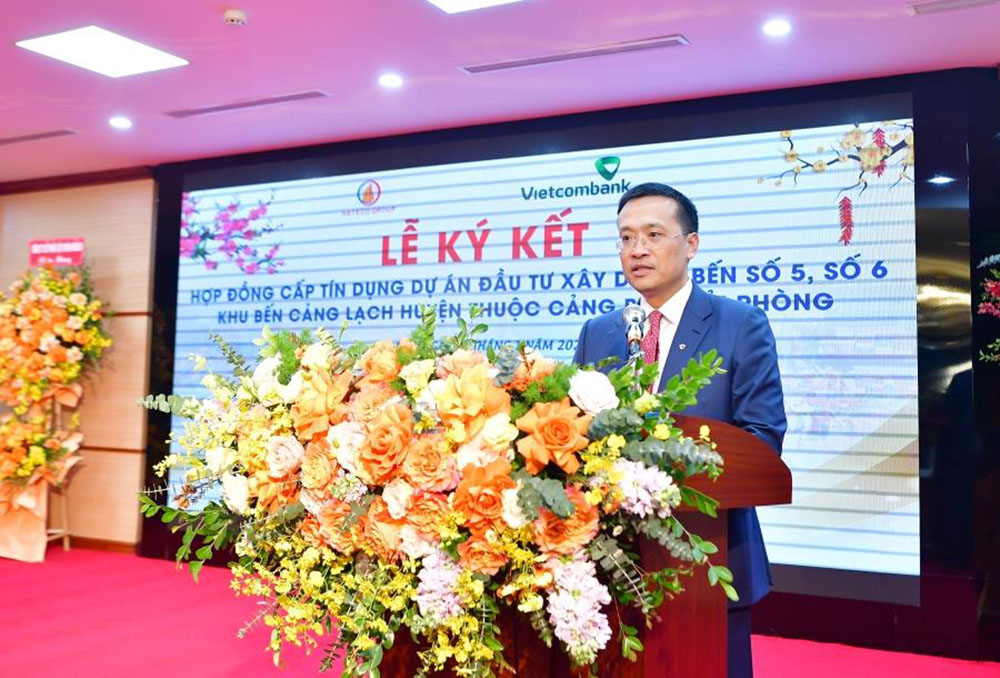 vietcombank tai tro tin dung cho du an dau tu xay dung ben cang so 5 so 6 khu ben cang lach huyen2