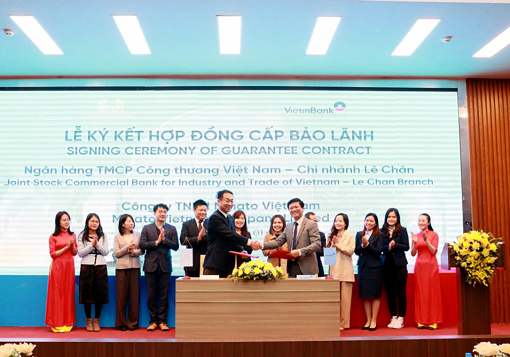 vietinbank le chan ky ket hop dong cap bao lanh tri gia 800 ty dong voi cong ty minato1