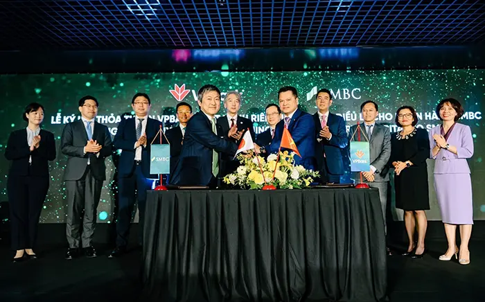 vpbank ban 15 von dieu le cho smbc cua nhat ban