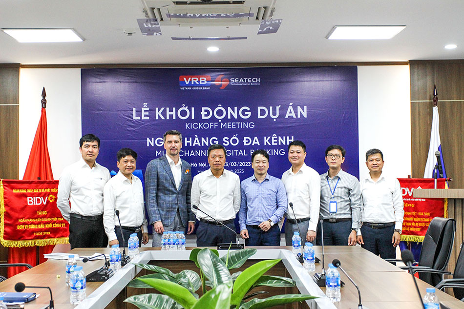 vrb khoi dong du an ngan hang so da kenh