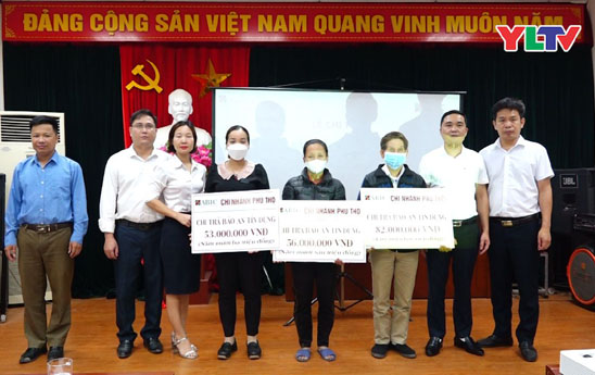 ABIC chi tra quyen loi bao hiem cho khach hang vay von tai Agribank Yen Lap
