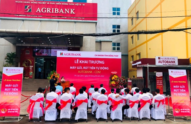 Agribank Dong Thap khai truong 02 may Autobank CDM 2