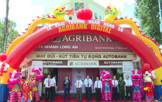 Agribank Long An khai trương Ngân hàng số đầu tiên tại Đồng bằng sông Cửu Long
