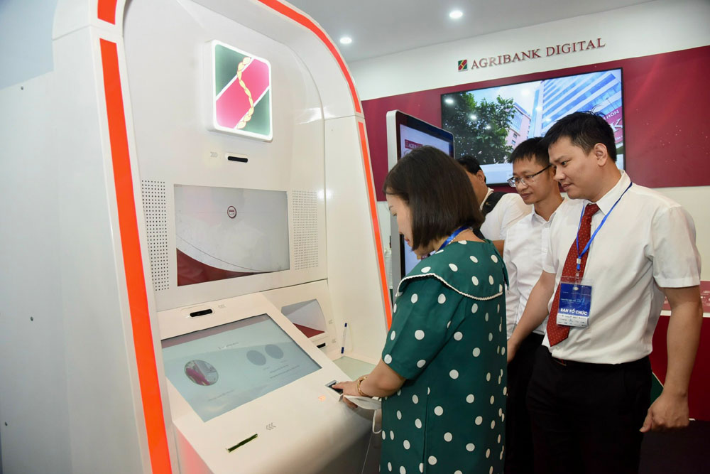 Agribank ra mat mo hinh Ngan hang so tu dong 3