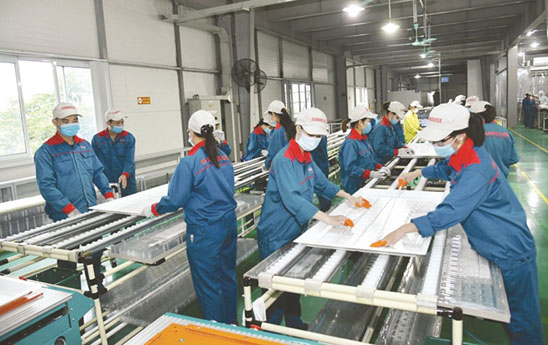 Agribank tiên phong hỗ trợ lãi suất giúp doanh nghiệp sớm phục hồi