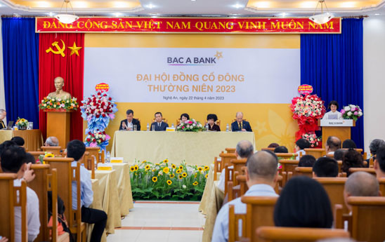 Bac A Bank thong qua phuong an tang von dieu le