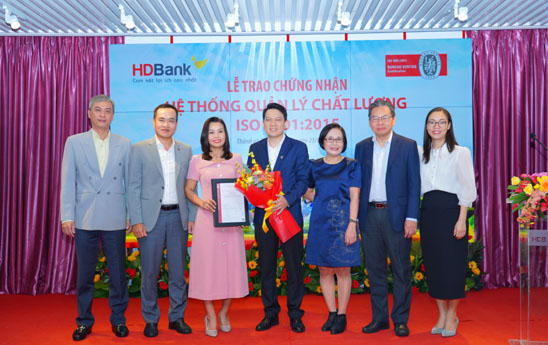 HDBank nhan chung nhan ISO 9001 2015