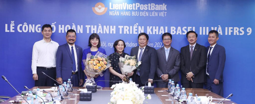 LienVietPostBank cong bo hoan thanh 2