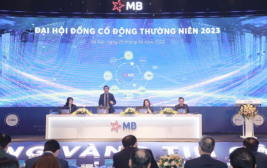 MB thoông qua tang von dieu le
