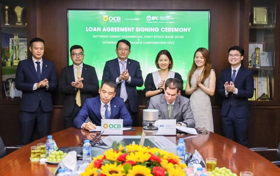 OCB nhan khoan vay moi 100 trieu USD tu IFC