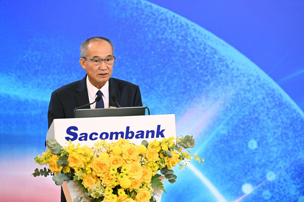 Sacombank tiep tuc tang truong manh me 1