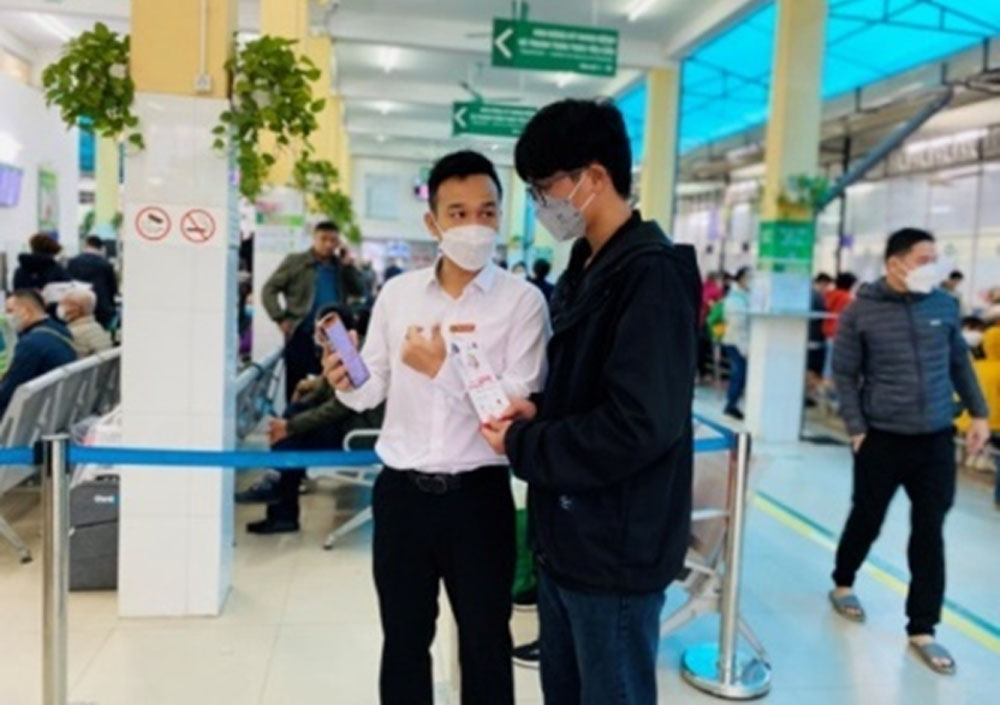 Trien khai dich vu thanh toan hoa don vien phi 3