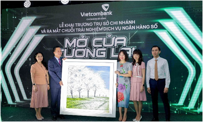 Vietcombank Ba Dinh da khai truong tru so moi 3