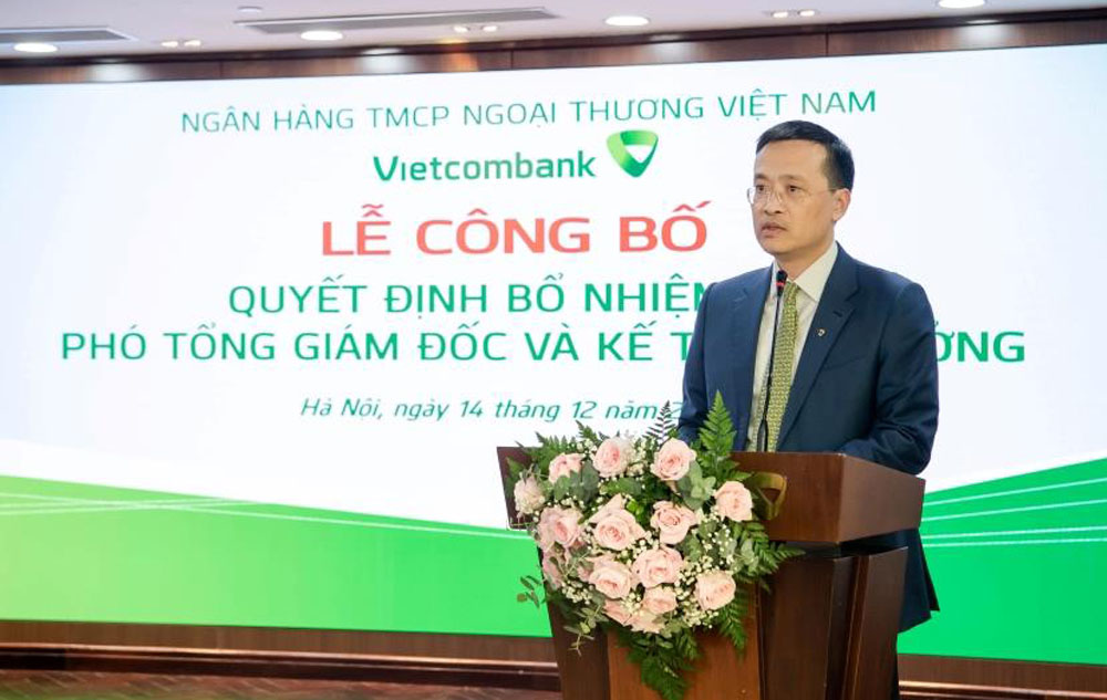 Vietcombank bo nhiem lai 2 Pho Tong Giam doc va 1 Ke toan truong 3