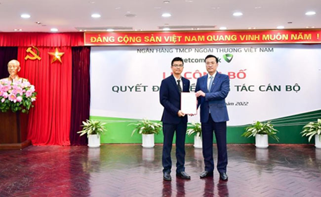 Vietcombank cong bo quyet dinh nhan su 3