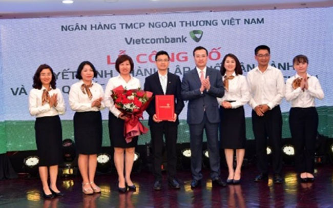 Vietcombank cong bo thanh lap Khoi Van hanh 2