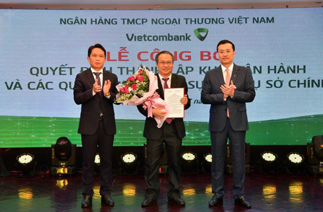 Vietcombank cong bo thanh lap Khoi Van hanh 3