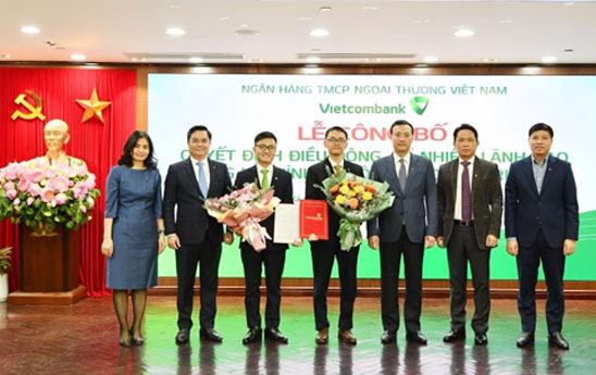 Vietcombank dieu dong bo nhiem lanh dao phong