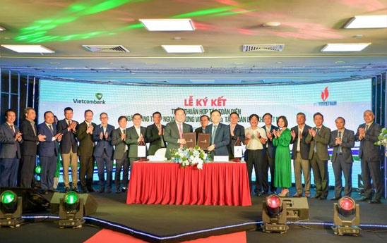 Vietcombank ký thỏa thuận hợp tác toàn diện với Petrovietnam