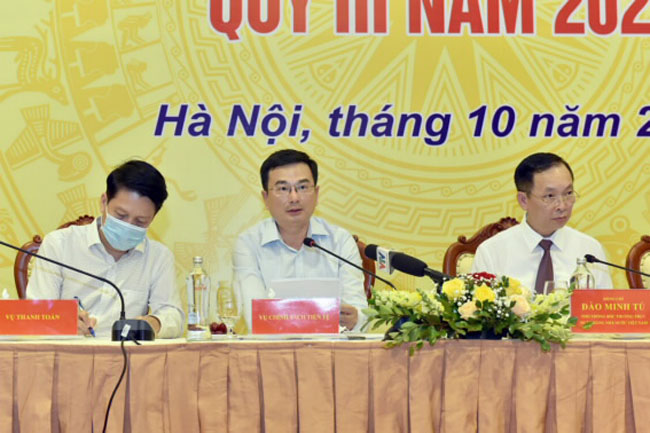 Ho tro da phuc hoi kinh te trong boi canh dich benh 3